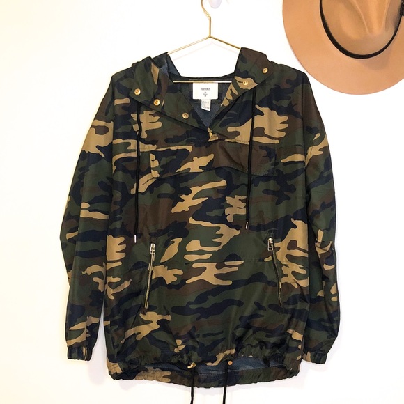 Forever 21 Jackets & Blazers - Army Camo Green Pullover Windbreaker
